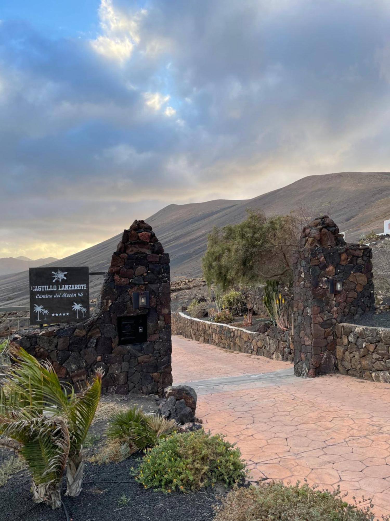 Castillo Lanzarote Villa Winni - Luxury Villa - Pet Friendly With Heated Pool La Asomada  Exterior foto